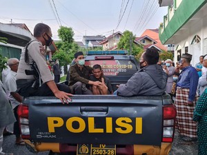 Lebam-lebam, Ini Tampang Pemukul Imam Masjid di Riau