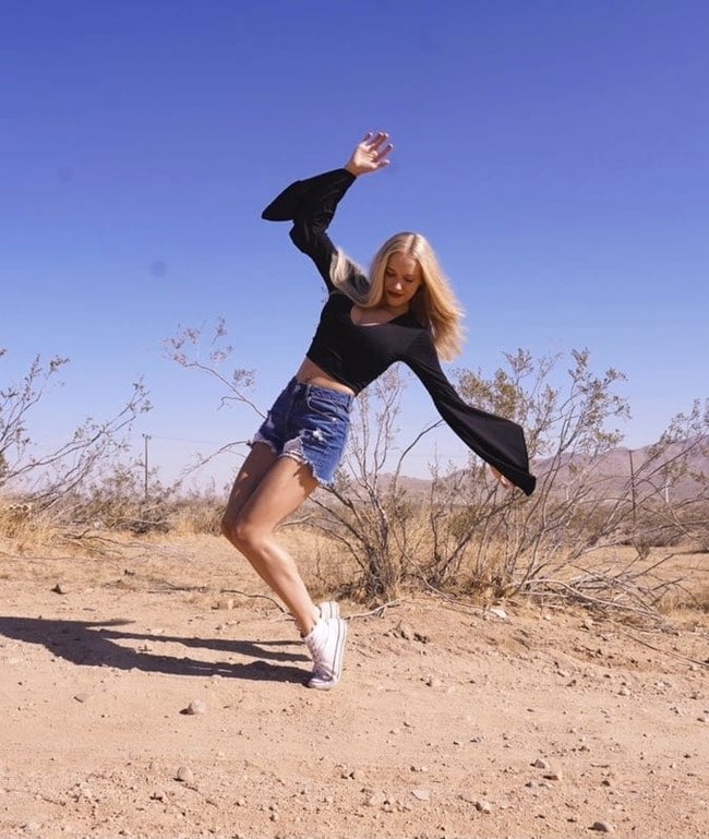 Dikatakan jika sekarang Stephanie sudah bisa beli mobil, rumah, dan merencanakan bisnis hingga membayar utang budi orang-orang yang pernah membantunya. Foto: Instagram @thestephaniestarlight