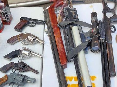 Barang yang disita polisi dari penggerebekan Kampung Ambon