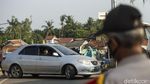 Jalur Tikus Diperketat! Pemudik di Karawang Putar Balik