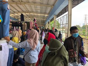 Lebaran Sebentar Lagi, JPM-Pinggir Tanah Abang Dipenuhi Pengunjung