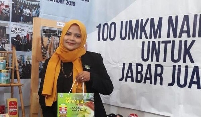 Lilis Komariah