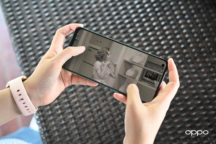 OPPO Reno5