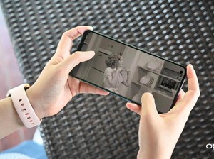 Nikmati Libur Lebaran dengan Maraton Film Pakai OPPO Reno5