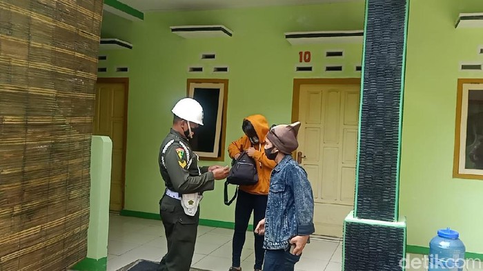 Pasangan Bukan Suami Istri Ngamar Siang Hari di Pangandaran