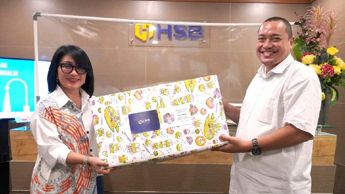 Pelayan Terpadu dan Dedikasi Bagi Loyal Nasabah Handal Semesta Berjangka (HSB) memberikan pelayanan terbaik setiap nasabah dengan sepenuh hati.