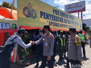 2 Jenderal Polisi Pantau Penyekatan di Pelabuhan Ketapang