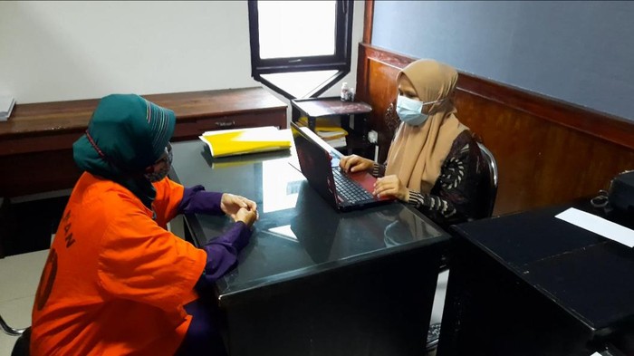 Polisi tangkap eks pegawai BPN diduga terkait mafia tanah di Jambi (Ferdi-detikcom)