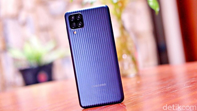 Samsung Galaxy M12