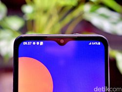 Unboxing Samsung Galaxy M12, HP Rp 1 Jutaan Punya 5 Kamera