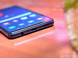 Unboxing Samsung Galaxy M12, HP Rp 1 Jutaan Punya 5 Kamera