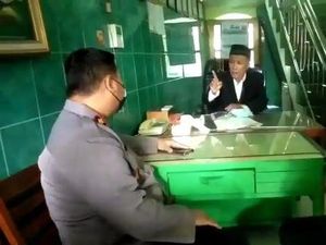 Tak Terima Ditegur soal Prokes, Takmir Masjid di Surabaya Ceramahi Kapolsek