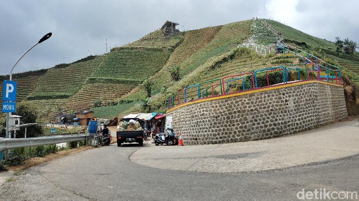 Wisata Panyaweuyan Majalengka, Jabar