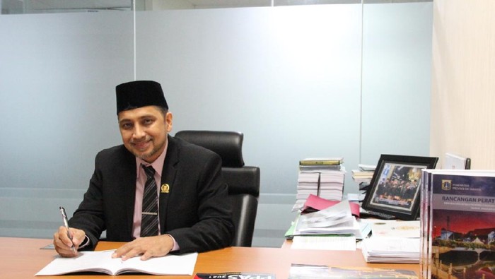 Anggota Fraksi PKS DPRD DKI Jakarta Abdul Aziz (Foto: dok Istimewa)