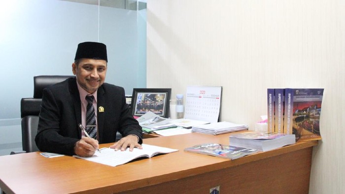 Anggota Fraksi PKS DPRD DKI Jakarta Abdul Aziz (Foto: dok Istimewa)