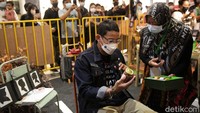 Ia pun mengajak masyarakat membeli produk lokal sebagai bingkisan lebaran untuk dikirimkan ke kampung halaman.