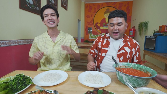 Bikin Laper! Ada Duit Rp 500 Ribu buat Kamu yang Nonton Dimas Beck Makan Sego Tempong