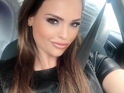 Sedang Pandemi, Wanita Cantik Ini Malah Dapat Puluhan Juta karena Bersin