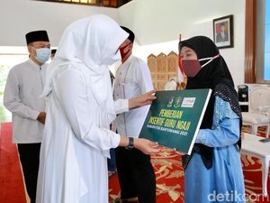 Insentif Rp 8,7 M Cair untuk 12 Ribu Guru Ngaji di Banyuwangi