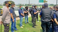 Sebanyak 555 personel kepolisian dikerahkan dalam penggerebekan ini. Personel terdiri dari anggota gabungan. (Foto: Polres Jakbar)