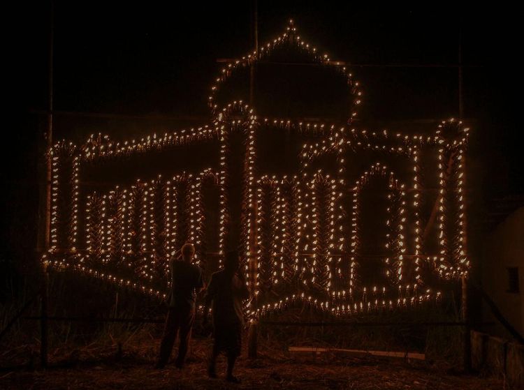 Kerlap-kerlip Lentera Warnai Festival Lampu Colok di Pekanbaru