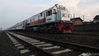 Pembangunan jalur rel ganda Kiaracondong-Cicalengka terus berlangsung.