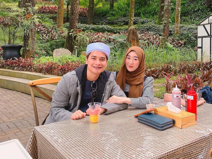 Muhammad Alvin Faiz dan Larissa Chou Muhammad Alvin Faiz dan Larissa Chou