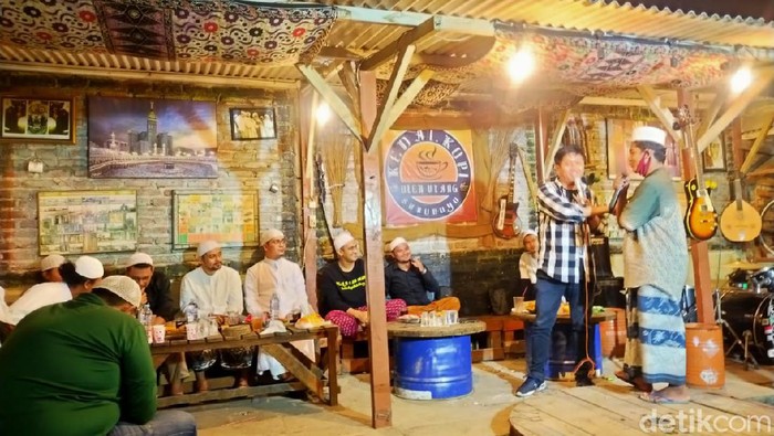 ngaji lan ngopi