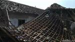 Ngeri! Rumah di Pasuruan Ambruk Gegara Ledakan Petasan