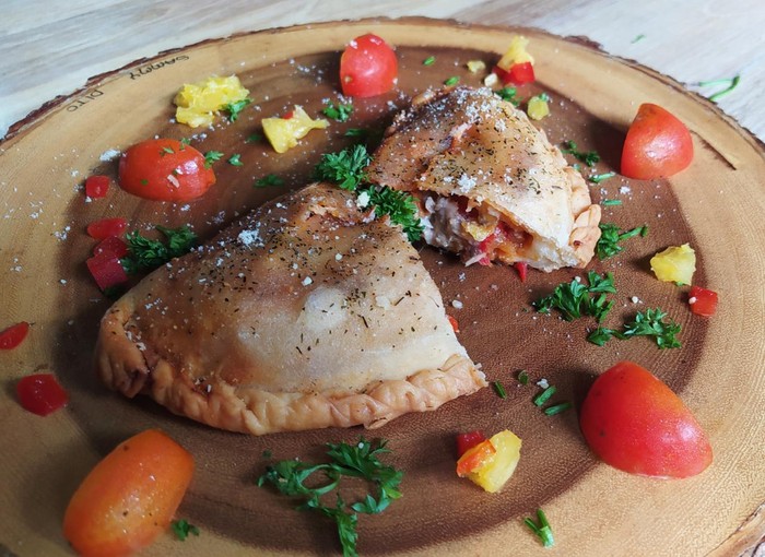Dihantam Pandemi, Wanita Yogya ini Kembangkan Frozen Food Pizza Lipat