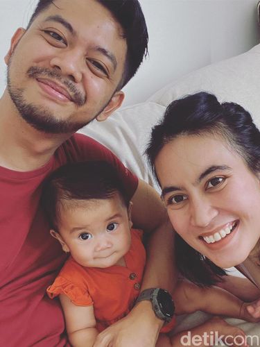 Potret keluarga Dea Rivani.