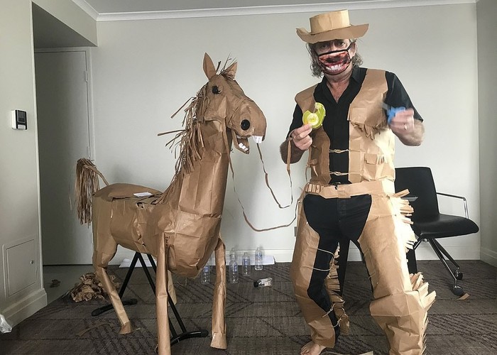David Marriott dan kuda kertasnya