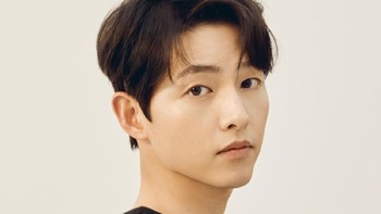 Aktor yang baru-baru ini mengambil peran dalam Vincenzo Song Joong Ki masuk di urutan ke-6.Foto: dok. History D&C