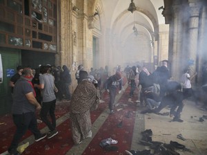 Menilik Pemicu Bentrokan Israel di Tanah Palestina