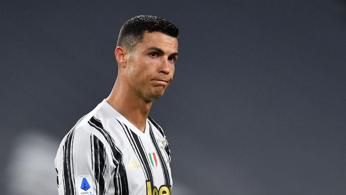 Cristiano Ronaldo bisa dimintai keterangan terkait dugaan pemalsuan laporan keuangan Juventus. (Foto: Getty Images/Valerio Pennicino)