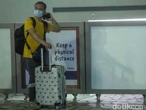 Satgas Siapkan Sistem Validasi Surat Vaksin bagi Kedatangan WNA ke RI