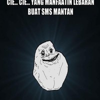 Demi bisa terhindar dari kejombloan di saat Lebaran, segala cara pun dilakukan. Salah satunya balik ngehubungin mantan lagi. Ayo ngaku siapa yang pakai cara ini juga? Foto: Facebook