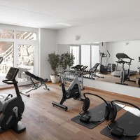 Dikutip dari situs resmi Myswitzerland.com, Hotel Waldegg memiliki sejumlah fasilitas premium seperti jacuzzi, gym, sauna, kolam renang kesehatan, hingga menjamin tiap kamar kedap suara agar tamu bisa liburan senyaman mungkin. Foto: Dok. Myswitzerland.com