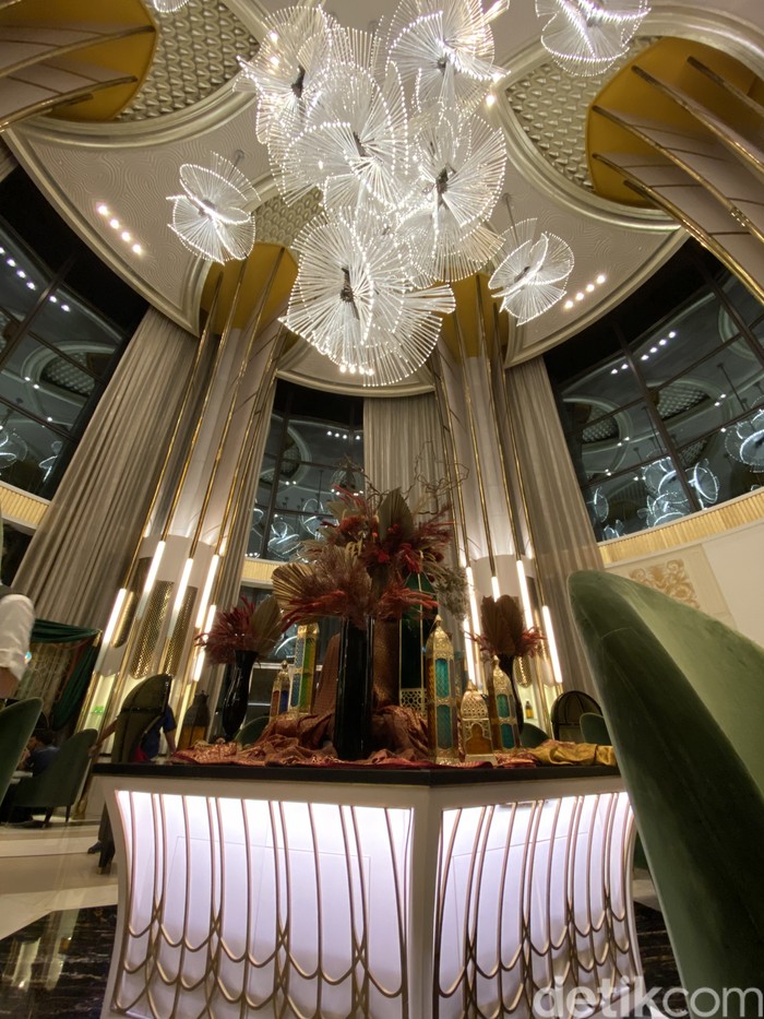 Mari Berbuka Puasa dengan Suasana Timur Tengah di Al Fanous!