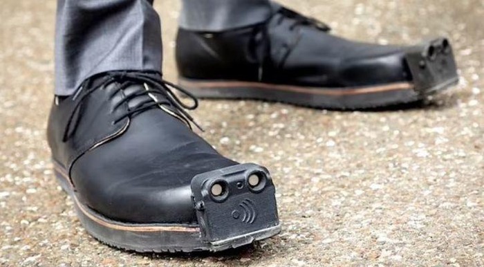 InnoMake InnoMake, sepatu canggih untuk tunanetra