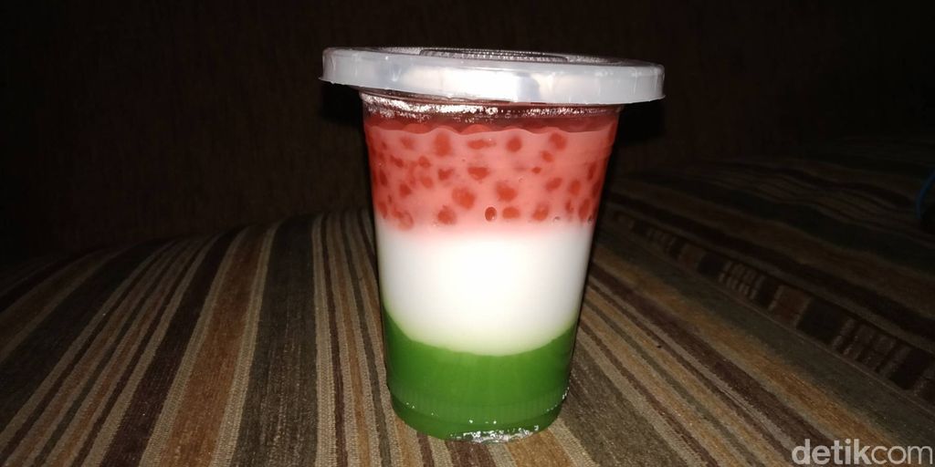 Jajan Takjil di Pamulang, Ada Singkong Thailand dan Bubur Sumsum Bangka Enak