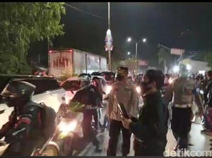 Penjelasan Polisi soal Penyekatan Karawang-Bekasi Dibuka Loloskan Pemudik