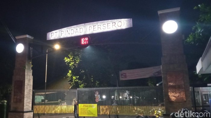 Kebakaran di kawasan PT Pindad Bandung berhasil dipadamkan