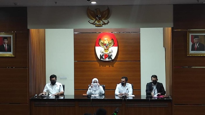 Konferensi penetapan tersangka kasus suap Bupati Nganjuk di KPK (Azhar-detikcom)