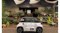 Mobil listrik ini klaimnya bisa digunakan oleh pengemudi usia 14 tahun di Perancis. Selain itu, juga bisa dikoneksikan ke smartphone pengendara agar bisa mengetahui info seperti jelajah tempuh, status baterai, sisa waktu pengisian, dan penjadwalan perawatan, dari ponsel cerdas mereka. Foto: Response