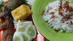20 Pecel Lele Lamongan Ada di Sini
