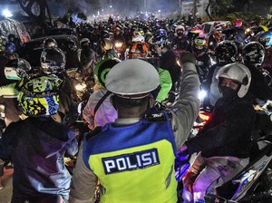 Duduk Perkara Pemudik Blokade Jalan Demi Terobos Penyekatan