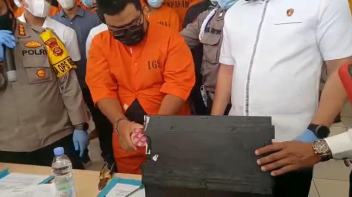 Pria di Bali pembobol mesin ATM (dok. Istimewa).