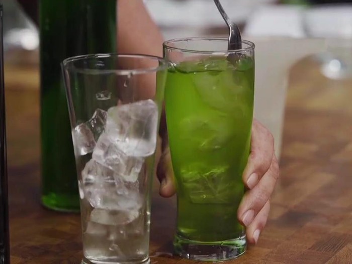 Resep sirup cocopandan Resep Sirup Cocopandan Alami Sederhana Buatan Rumahan