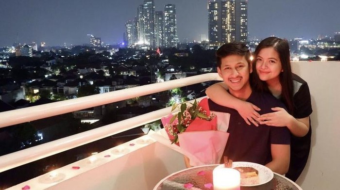 Romantisnya Tasya Kamila Saat Candle Light Dinner dengan Sang Suami